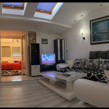 Dvoiposobni apartman, Pančevo, Stevan Šupljikca 117 stan 26, sprat 5 